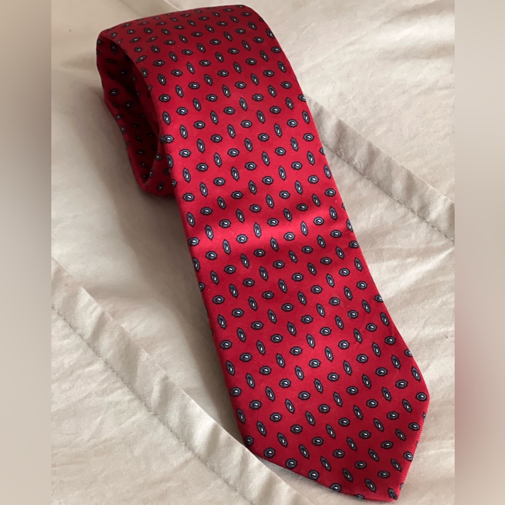 HARDY AMIES LONDON Mens VINTAGE 100% Silk Necktie- Red/Blue Geometric
